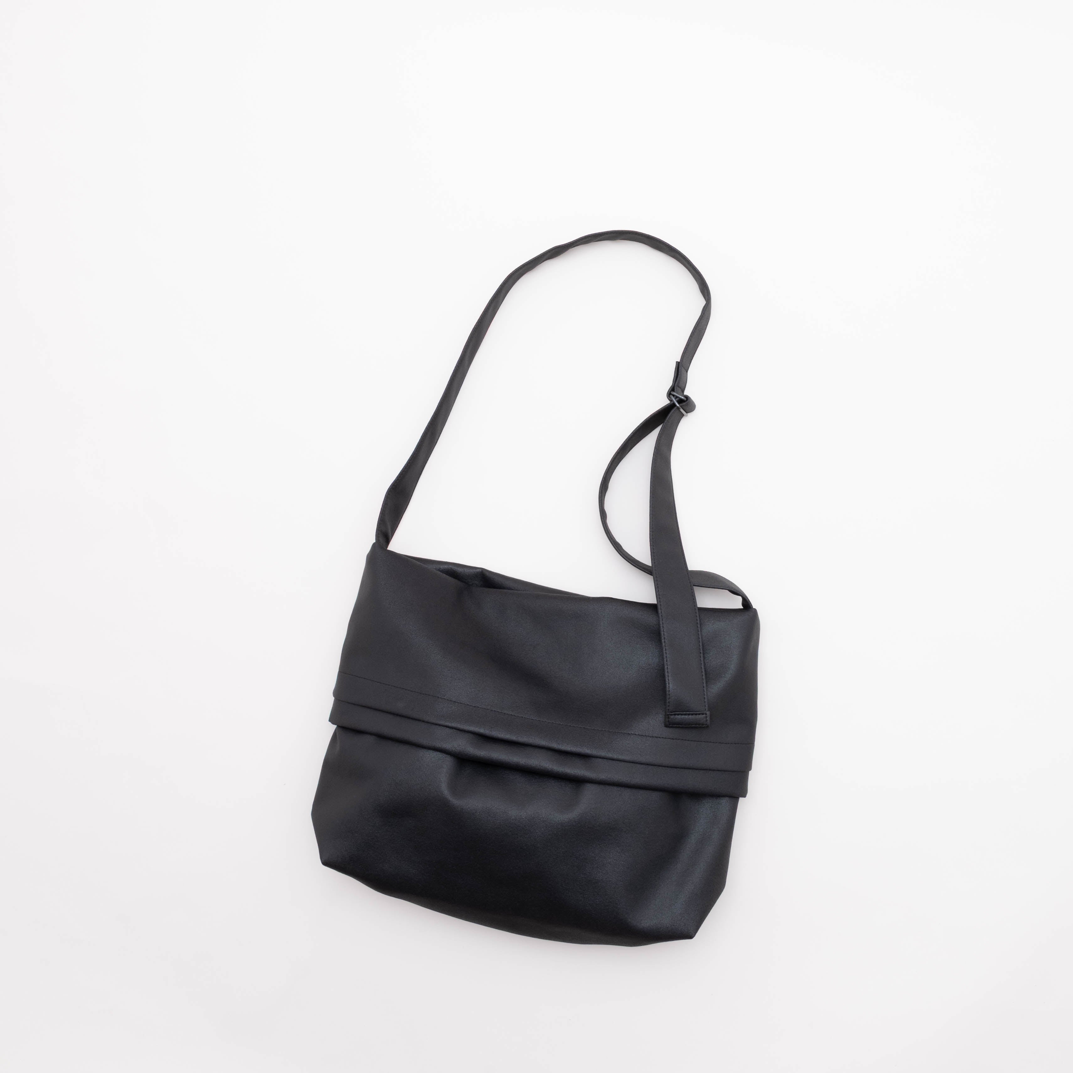 KaILI （カイル）TRANSFORM BAG M UN ショルダーバッグ TRANSFORM BAG M UN – KaILI IKKEN