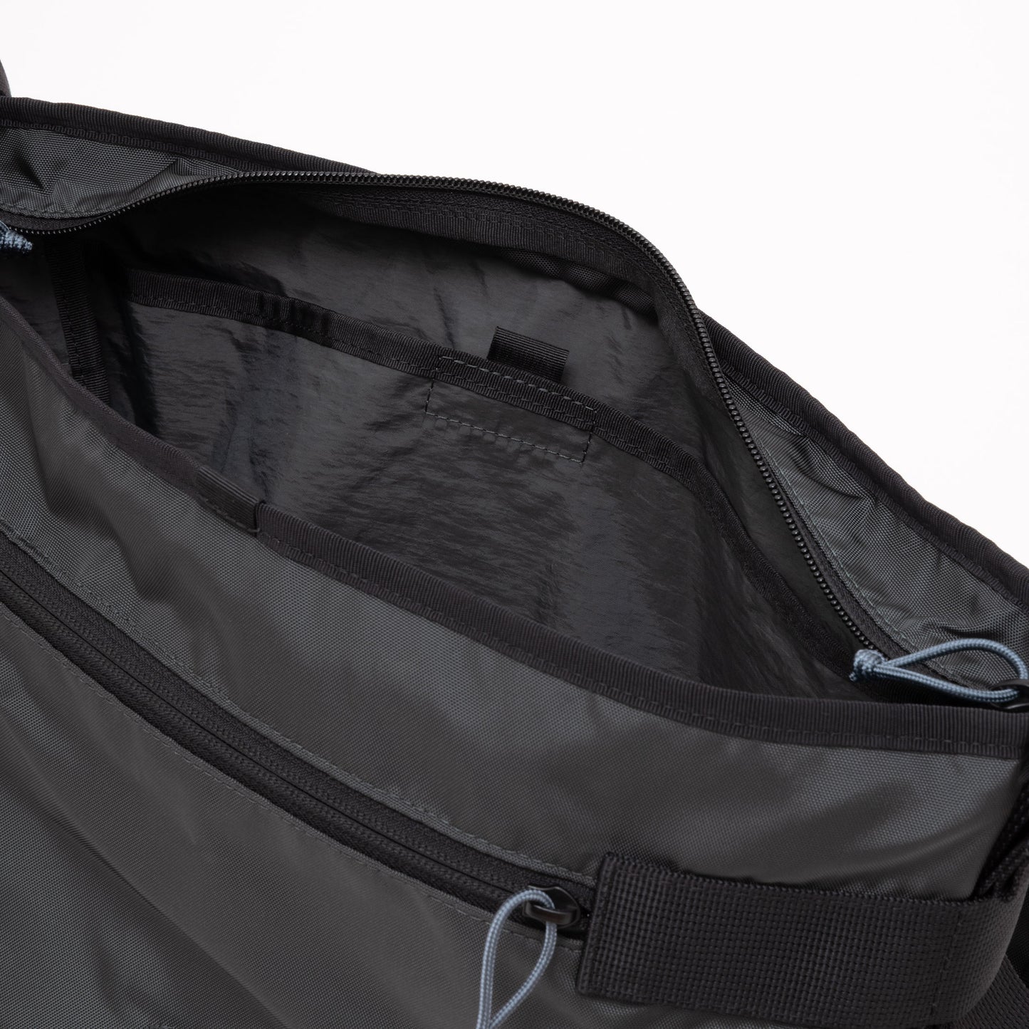 LAZY MESSENGER BAG